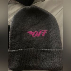 Girls off white beanie